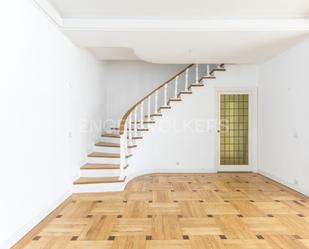 Apartment for sale in  Madrid Capital  with Air Conditioner and Heating