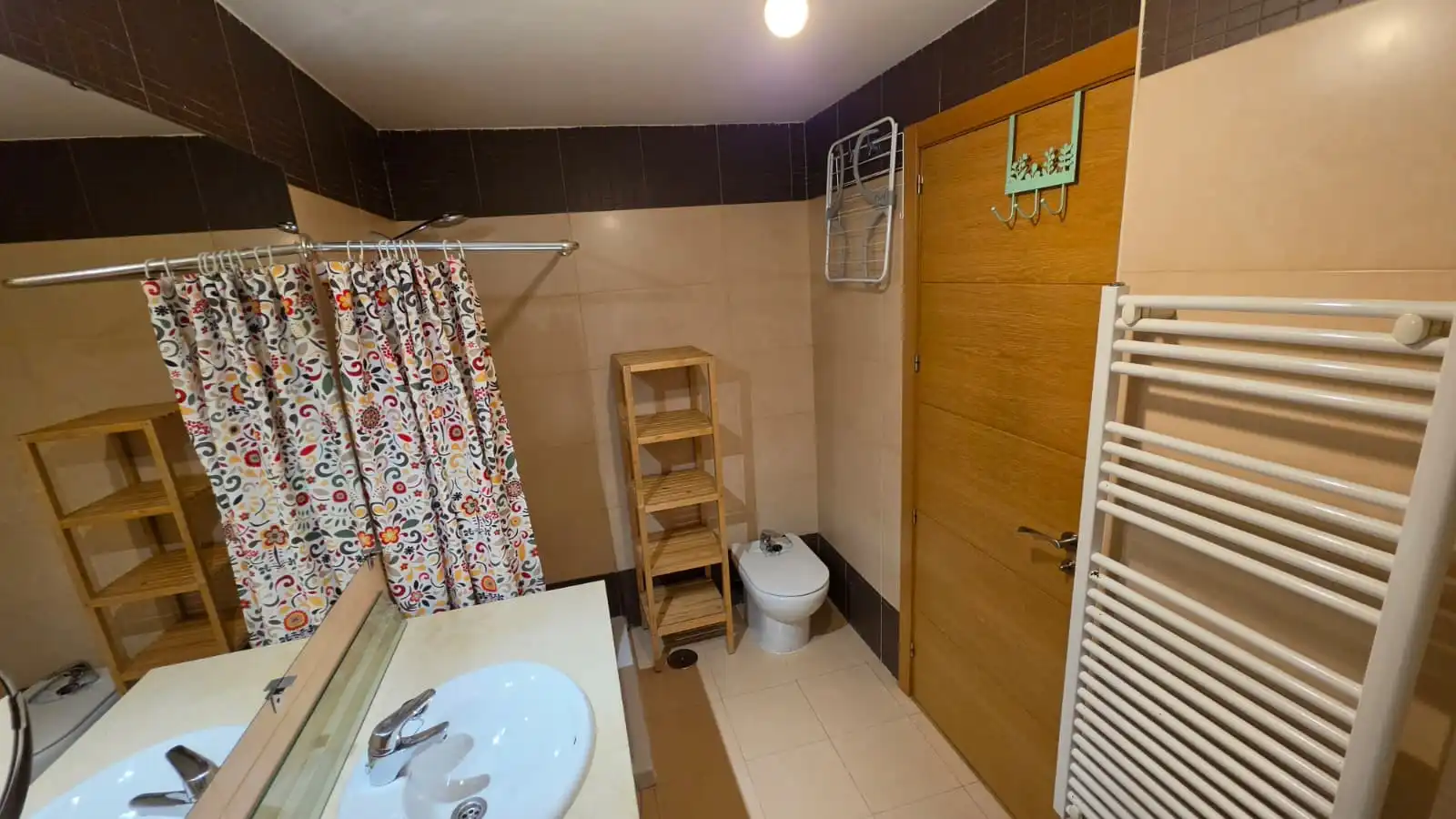 Baño de Apartamento en venta en Madrid con Trastero, Amueblado y Balcón