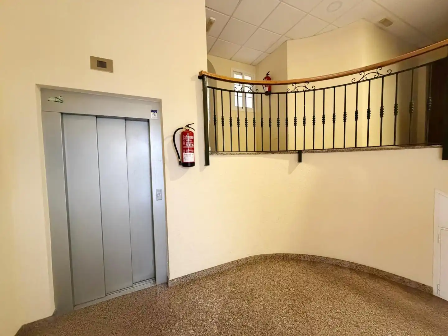 Ground floor for sale in Roquetas de Mar  with Furnished