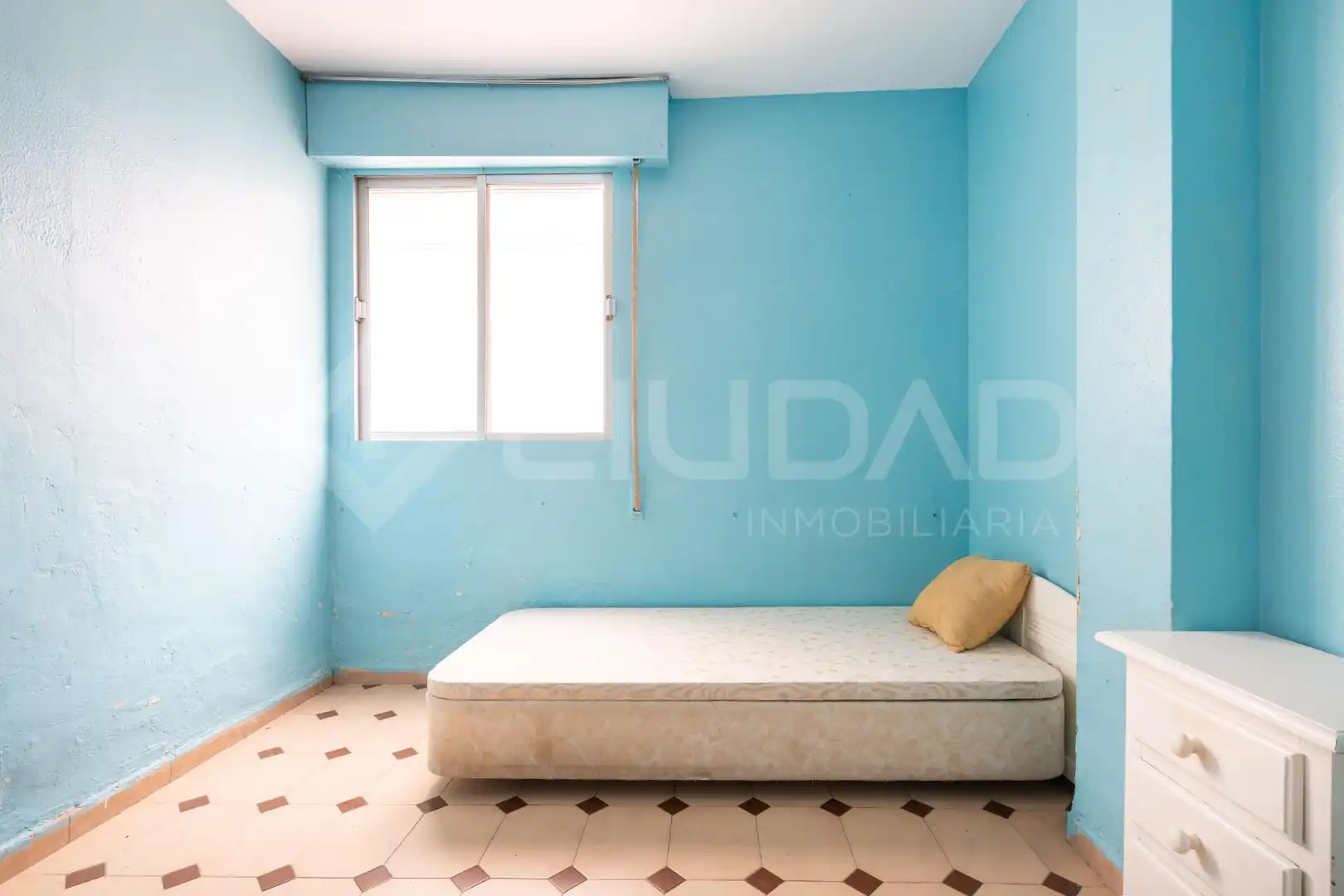 Bedroom of Flat for sale in Nervión