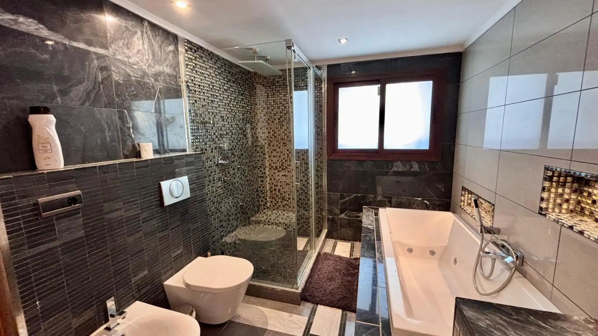Villa con terrazza in vendita a Milla de Oro, imagen 26