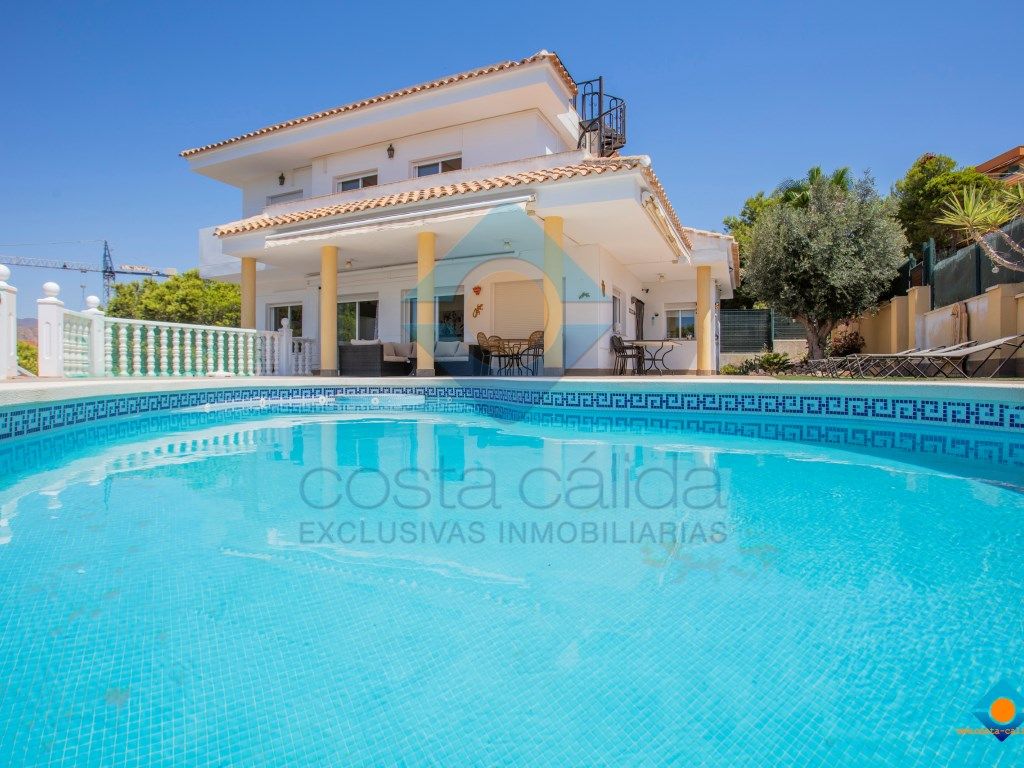 Piscina de Casa o xalet en venda en Cartagena amb Aire condicionat, Jardí privat i Terrassa