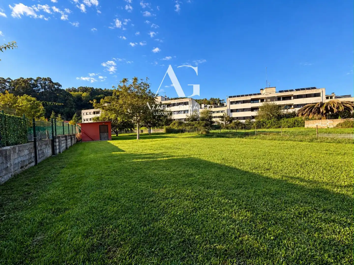 Vista exterior de Casa o chalet en venta en Torrelavega  con Calefacción y Amueblado
