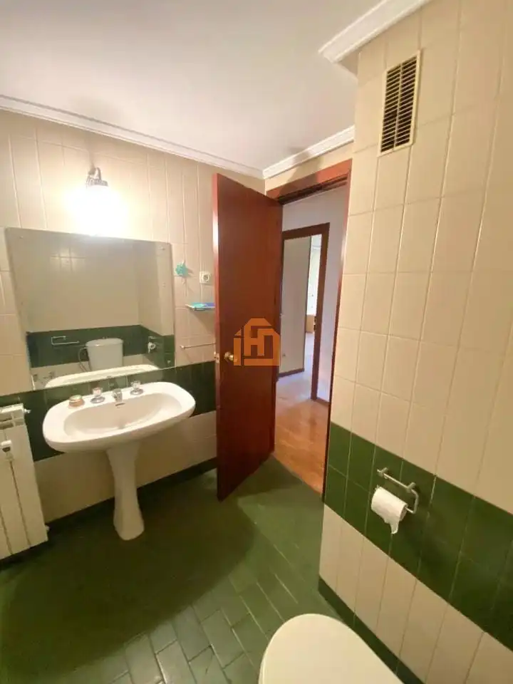 Flat with lift for sale in Calle Rodriguez Del Valle, imagen 24