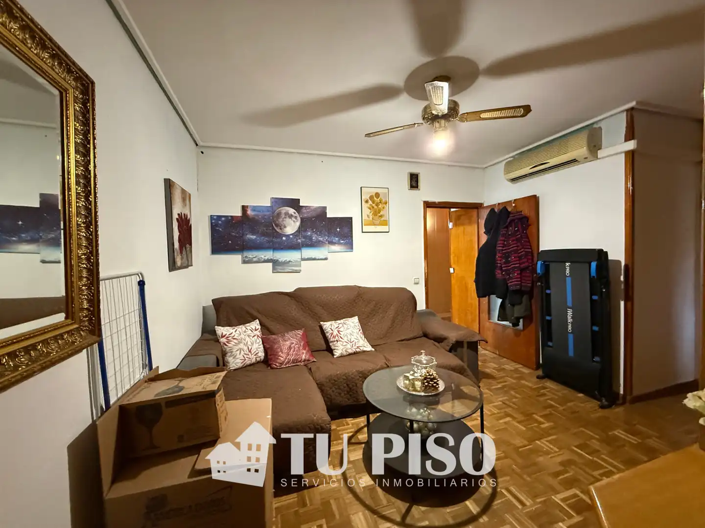 Sala d'estar de Pis en venda en Madrid amb Calefacció