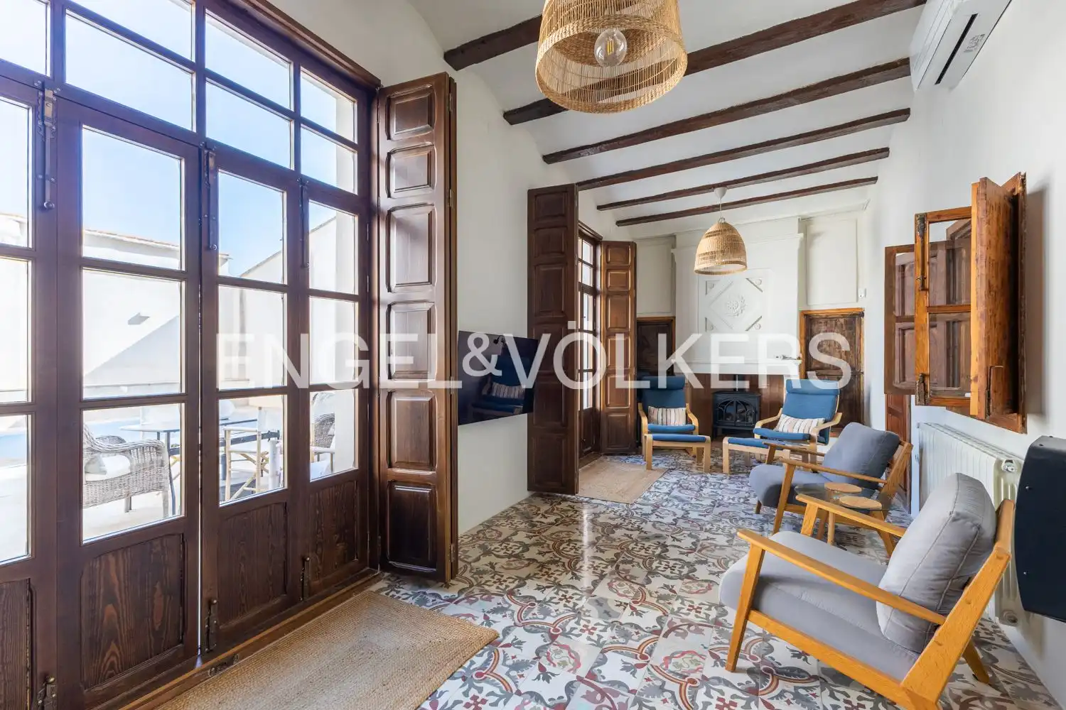 Sala d'estar de Casa adosada en venda en Xàtiva amb Calefacció, Terrassa i Piscina