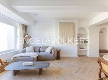 Piso con ascensor en venta en Claudio Coello