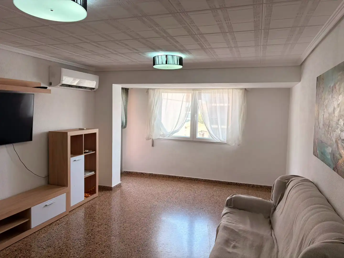 Sala d'estar de Pis de lloguer en Valencia amb Aire condicionat, Jardí privat i Terrassa