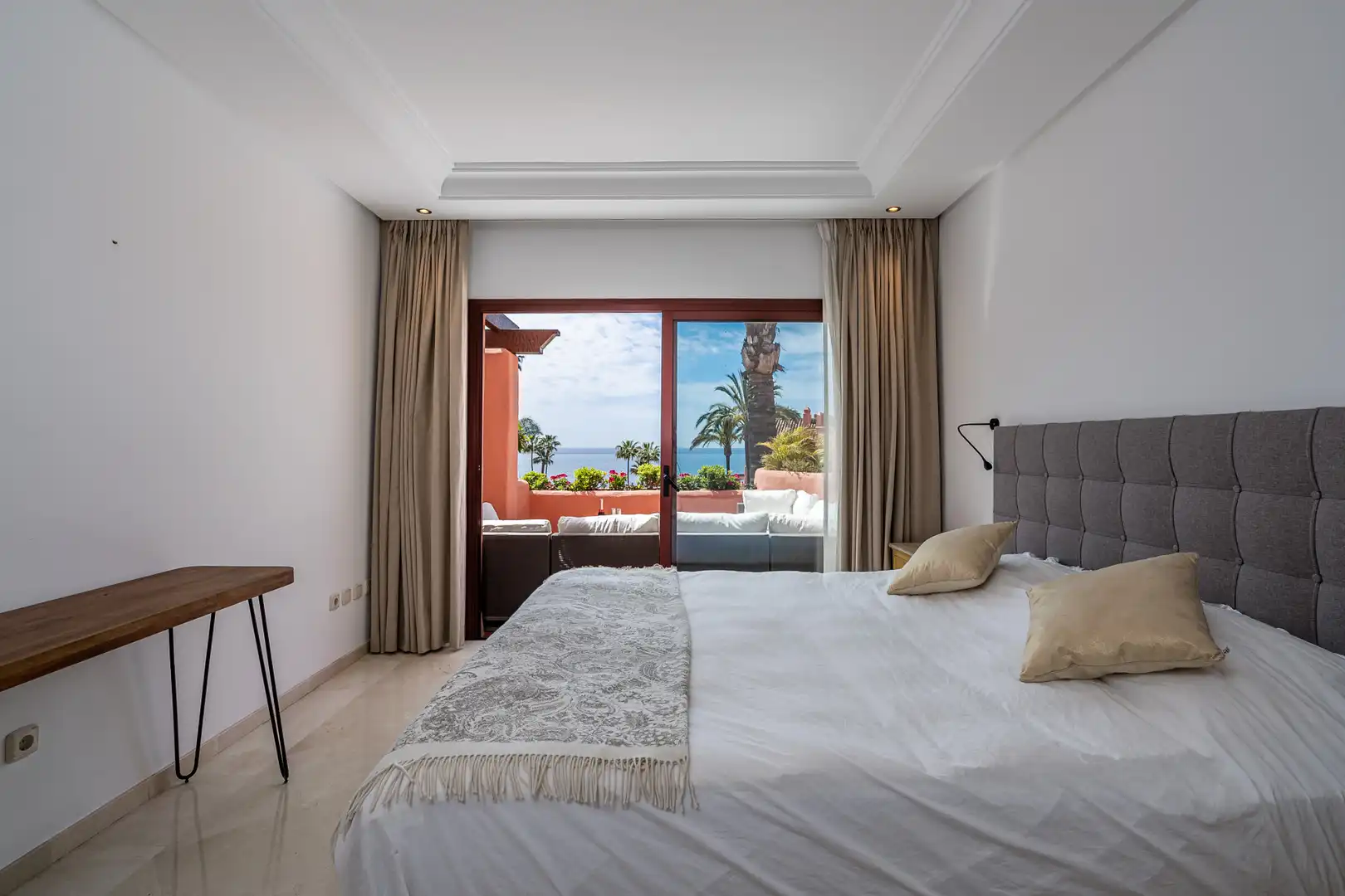 Apartamento con piscina en venta en COSTALITA II, imagen 8