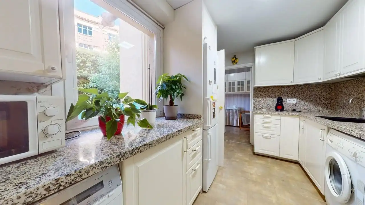 Küche von Wohnung zur Miete in Madrid mit Klimaanlage, Heizung und Möbliert