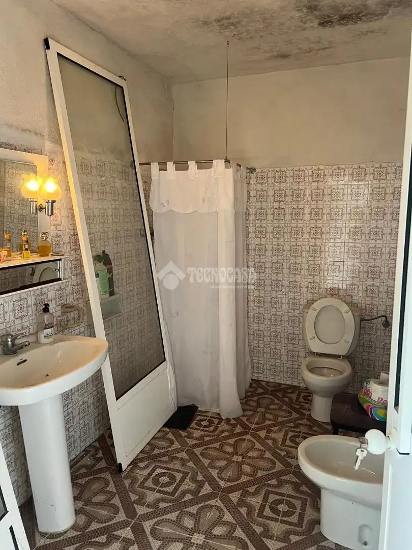 Baño de Casa adosada en venta en Lupión, Jaén