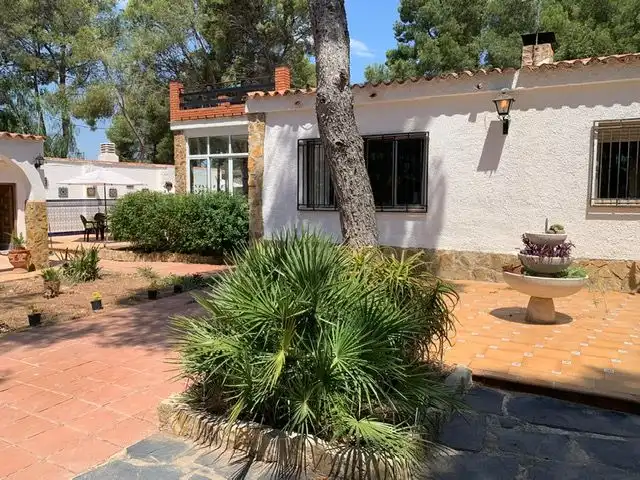 Casa o chalet de alquiler en Olocau, Valencia