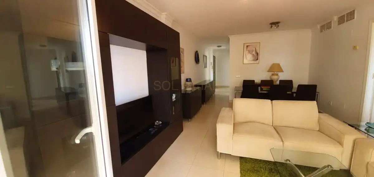 Wohnzimmer von Dachboden zur Miete in Mijas mit Klimaanlage, Heizung und Terrasse