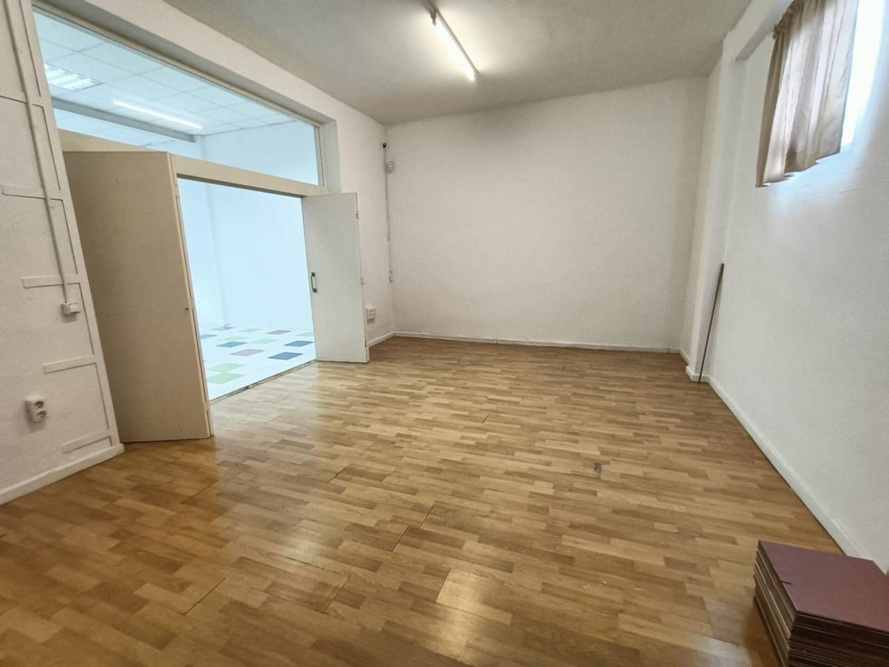 Premises to rent in Doctor Ametller i Viñas, Eixample Sud – Migdia