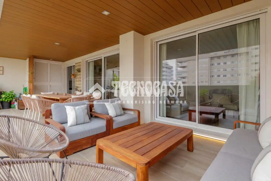 Terraza de Piso en venta en Tres Cantos con Aire acondicionado, Trastero y Balcón