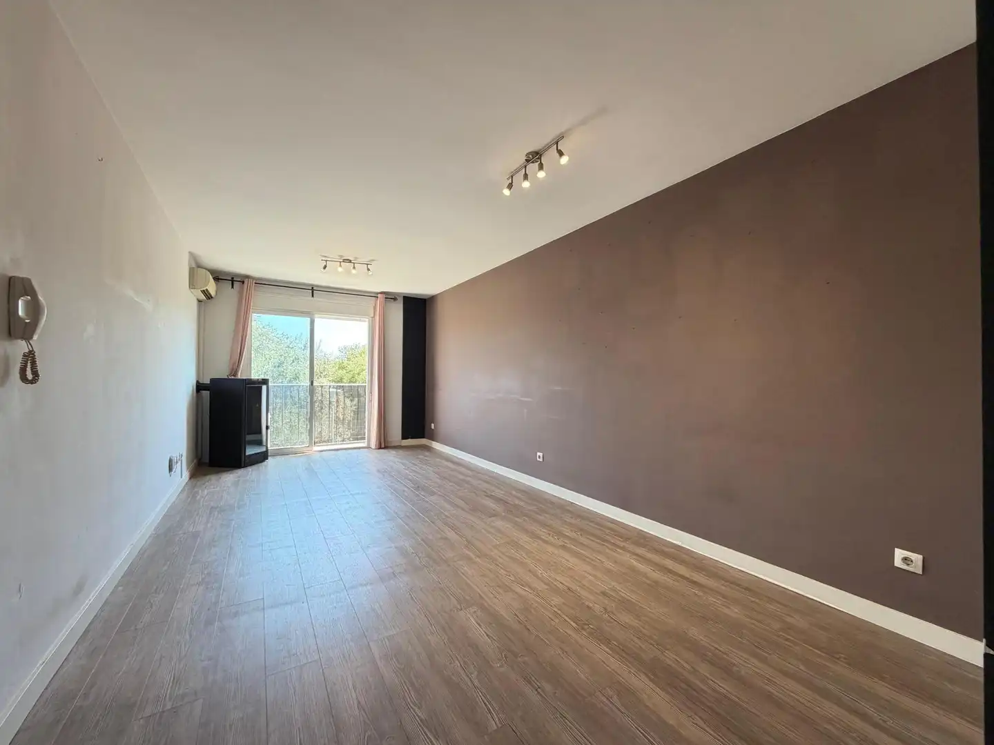 Living room of Flat for sale in Sa Pobla  with Air Conditioner and Balcony