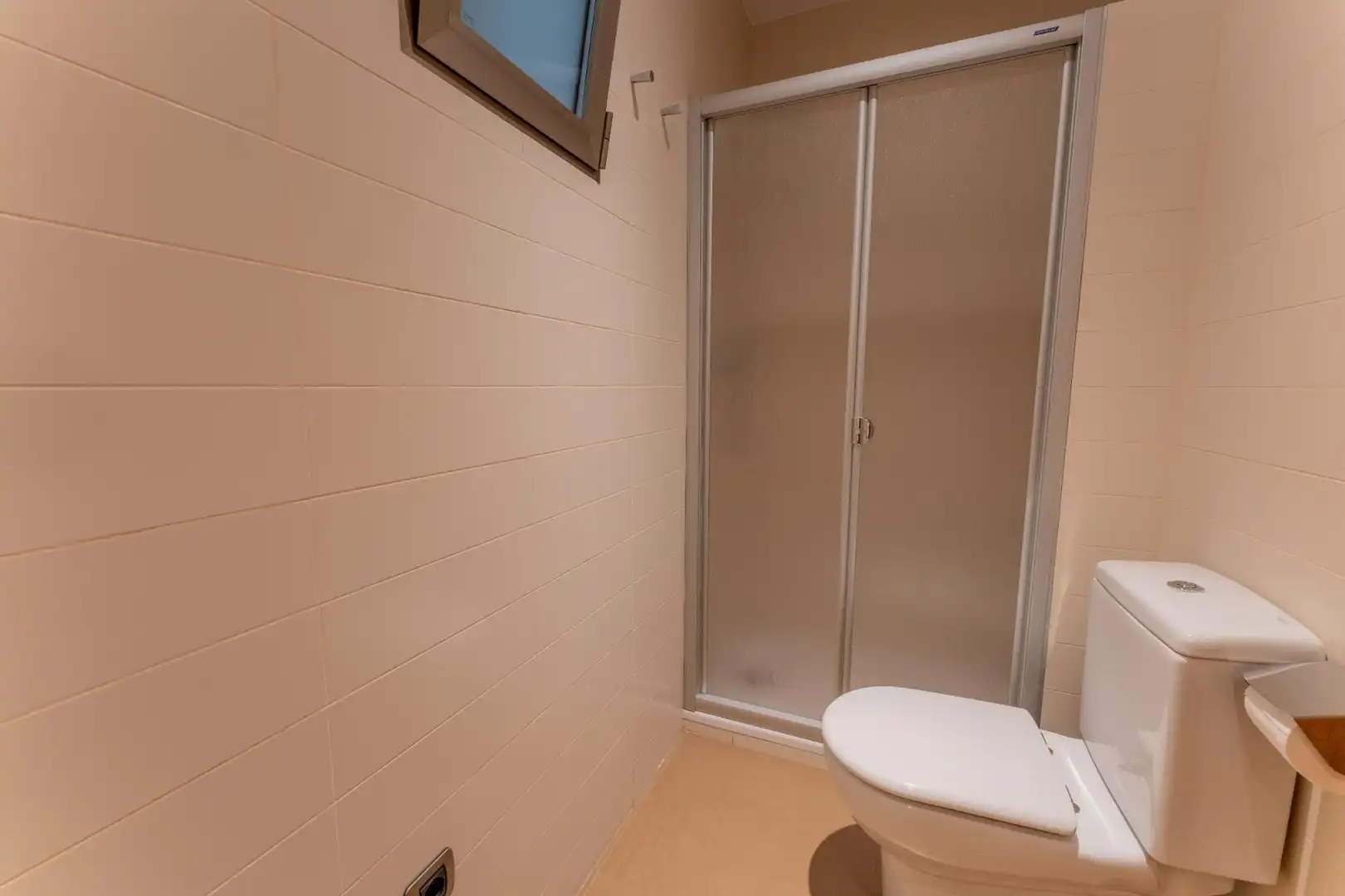 Baño de Casa o chalet en venta en Elche / Elx con Aire acondicionado, Calefacción y Jardín privado