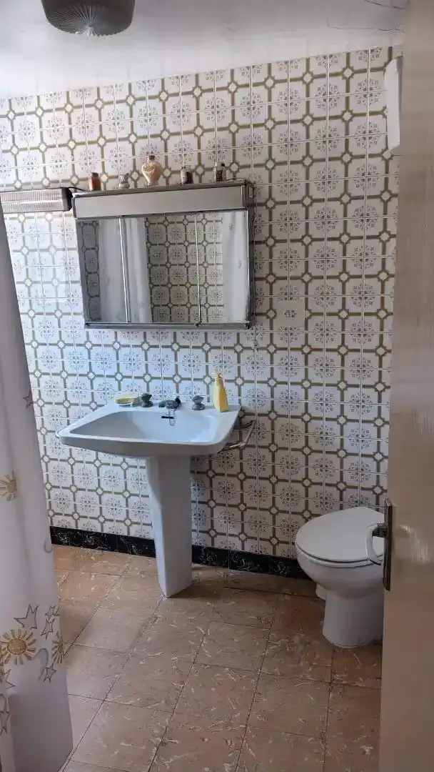 Baño de Casa adosada en venta en Juncosa con Trastero, Amueblado y Horno