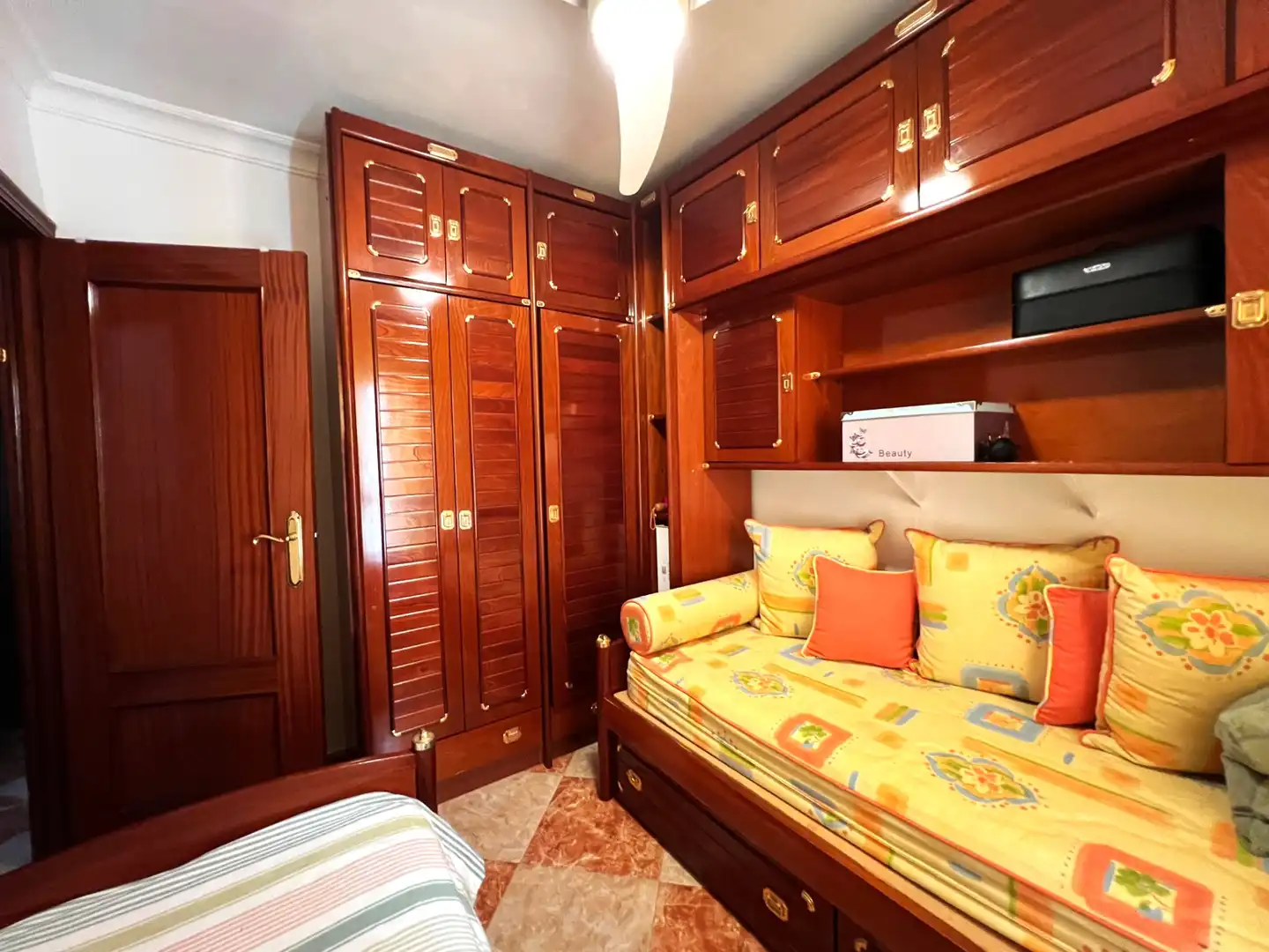 Habitación de Piso en venta en Sevilla con Aire acondicionado, Calefacción y Terraza