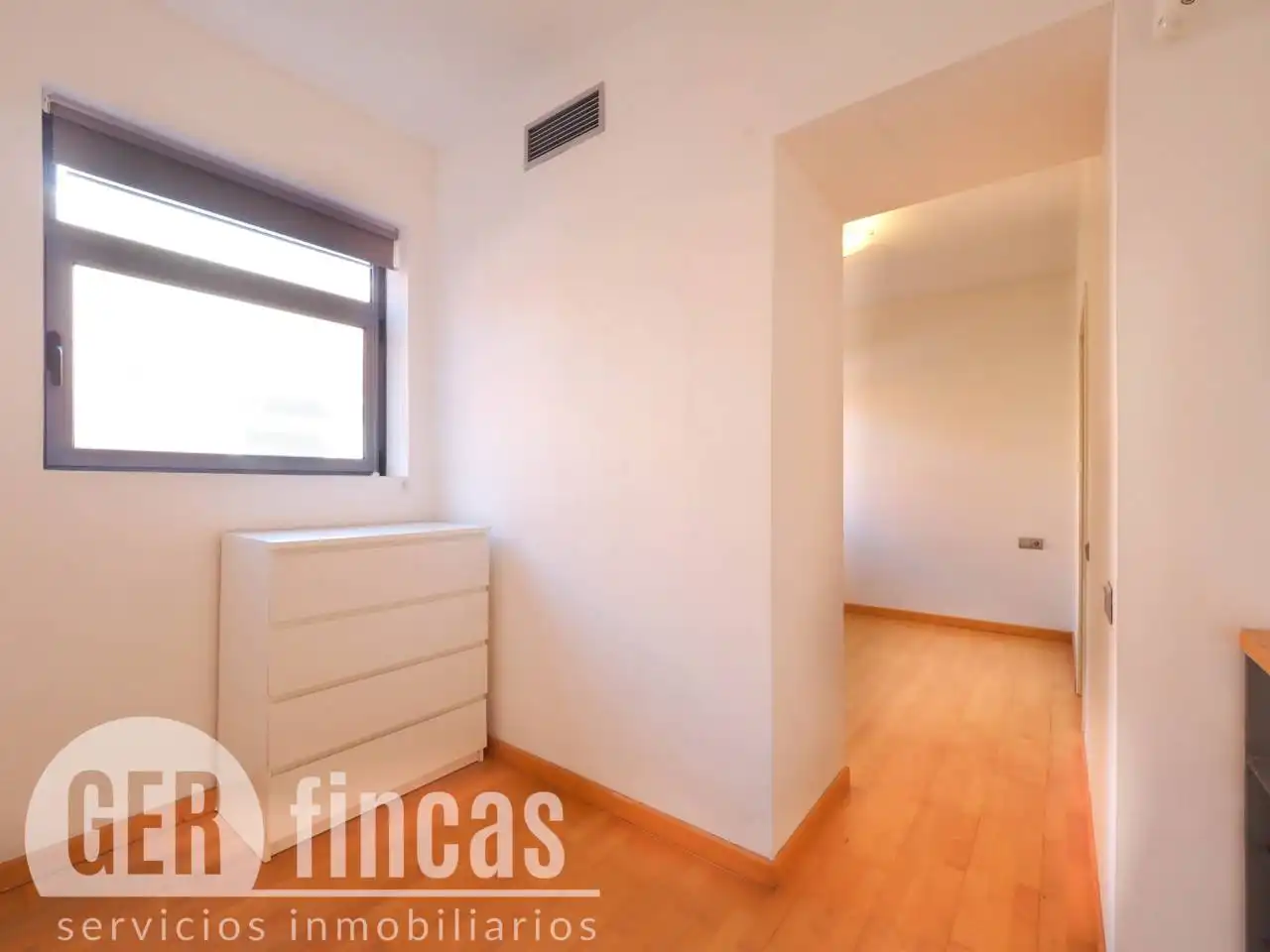 Schlafzimmer von Maisonette zum Verkauf in Terrassa mit Klimaanlage, Heizung und Parkett