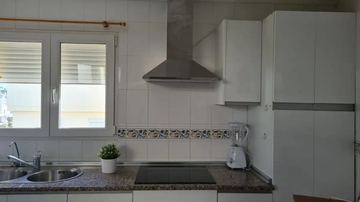 Küche von Dachboden zur Miete in Mijas mit Klimaanlage, Heizung und Terrasse