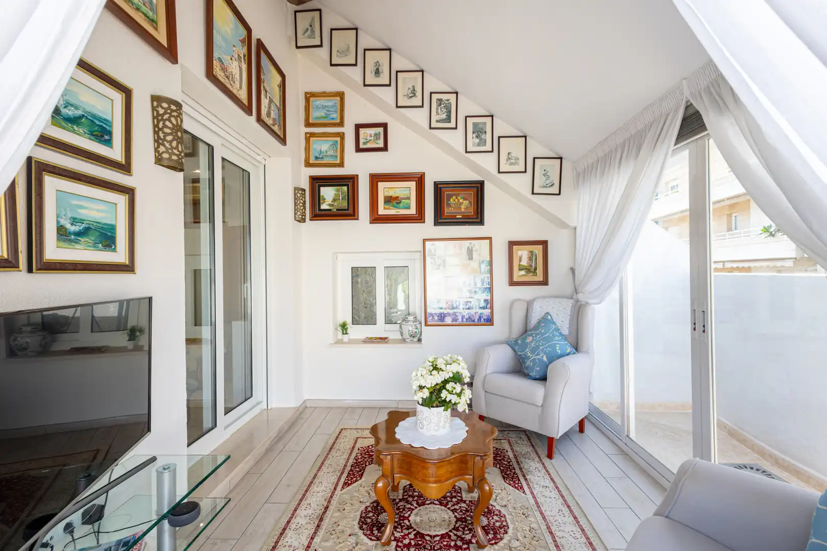 Sala de estar de Ático en venta en Marbella con Aire acondicionado, Calefacción y Terraza