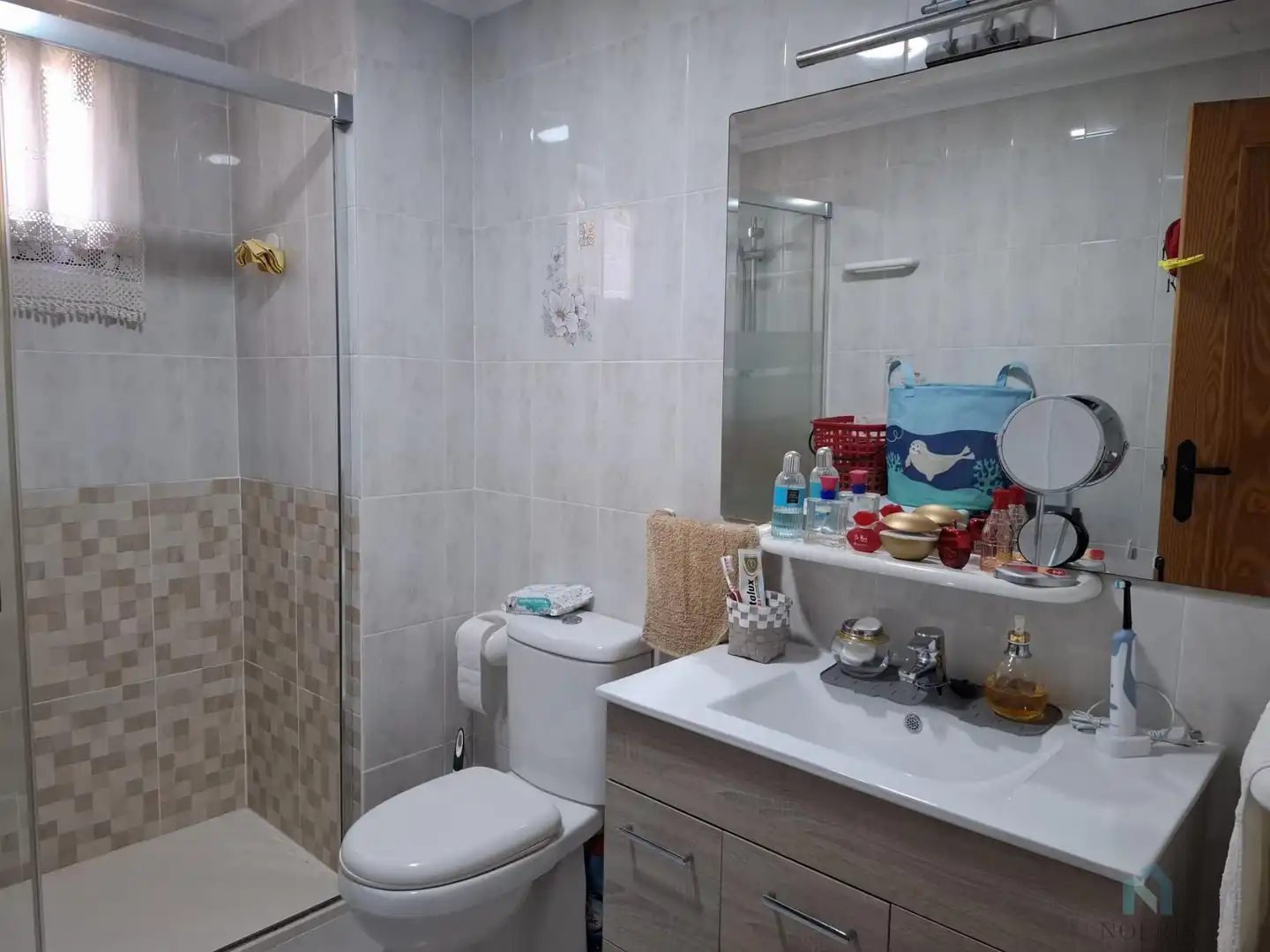 Bathroom of Apartments for sale in Sueca  with Air Conditioner, Terrace and Furnished