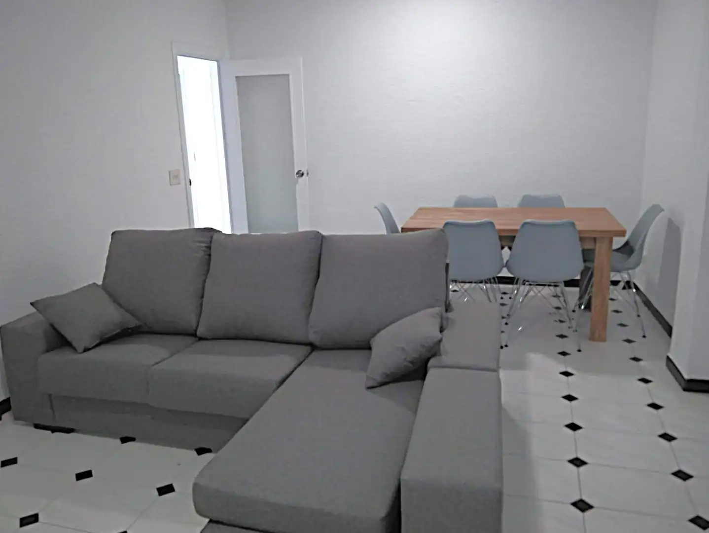 Living room of Flat for rent in Murcia  with Air Conditioner, Heating and Furnished