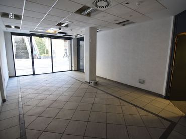 Locale commerciale in vendita a Errebal Kalea