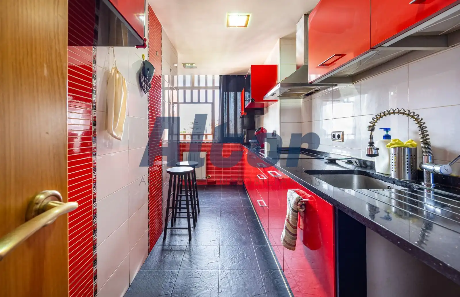 Kitchen of Flat for sale in Fuenlabrada  with Heating, Terrace and Swimming Pool