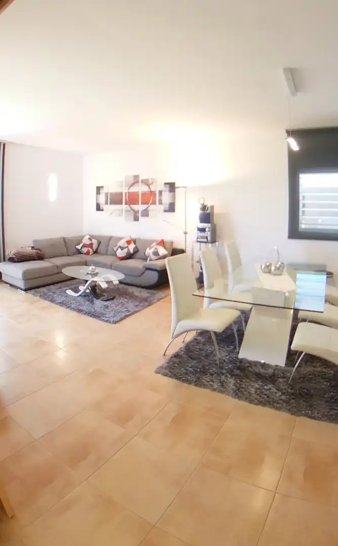 Sala d'estar de Planta baixa en venda en L'Ampolla amb Aire condicionat, Calefacció i Forn
