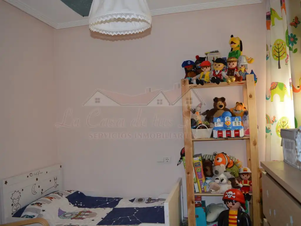 Schlafzimmer von Maisonette zum Verkauf in Elda