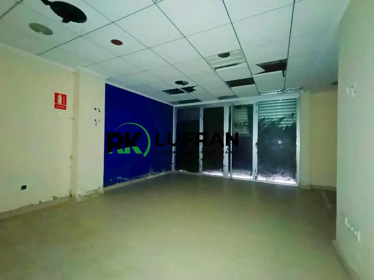 Local comercial en venta en Calle AAIUN, imagen 22