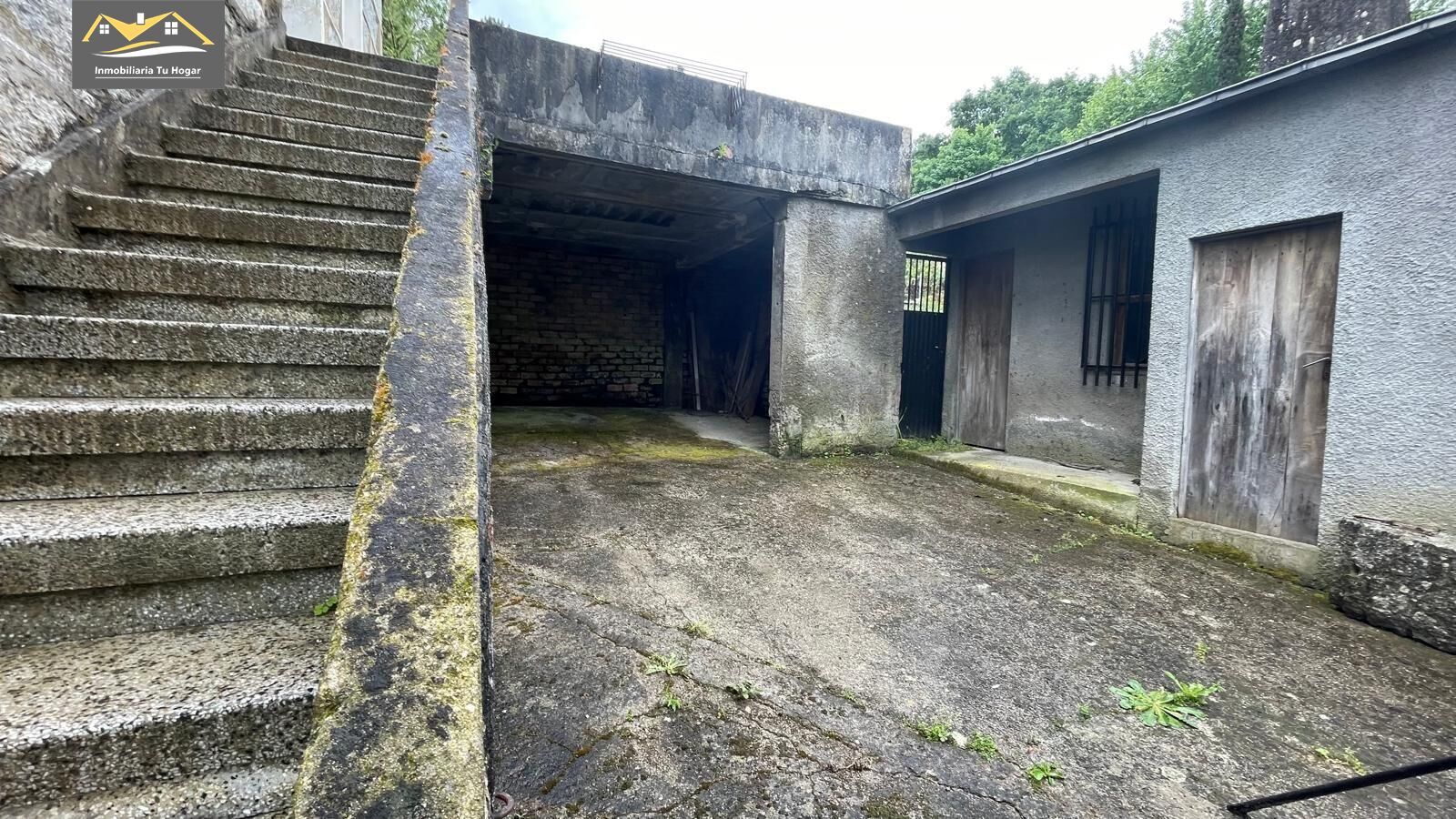 Casa o xalet en venda en Barbadás amb Jardí privat, Terrassa i Traster