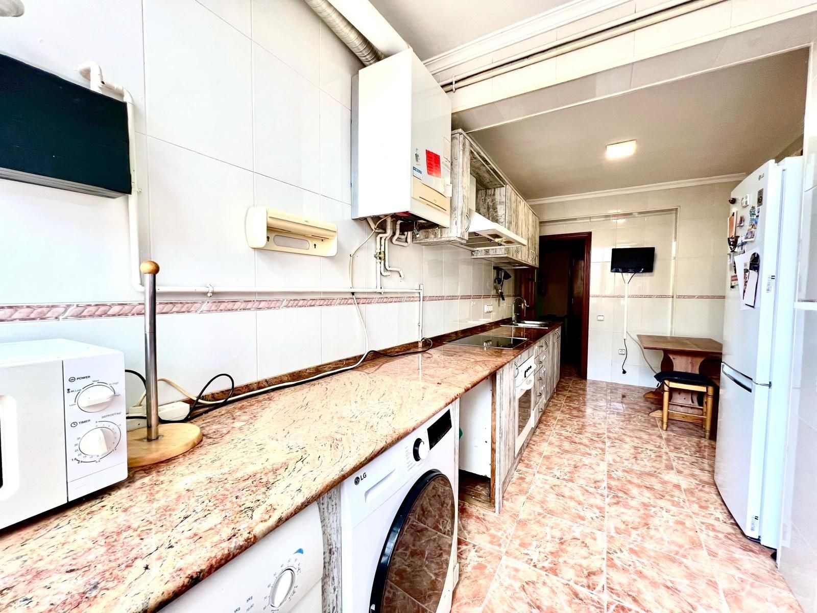 Küche von Wohnung zum verkauf in Constantí mit Heizung