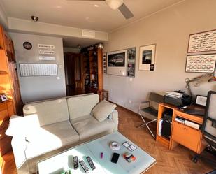 Living room of Study for sale in  Madrid Capital  with Air Conditioner and Swimming Pool