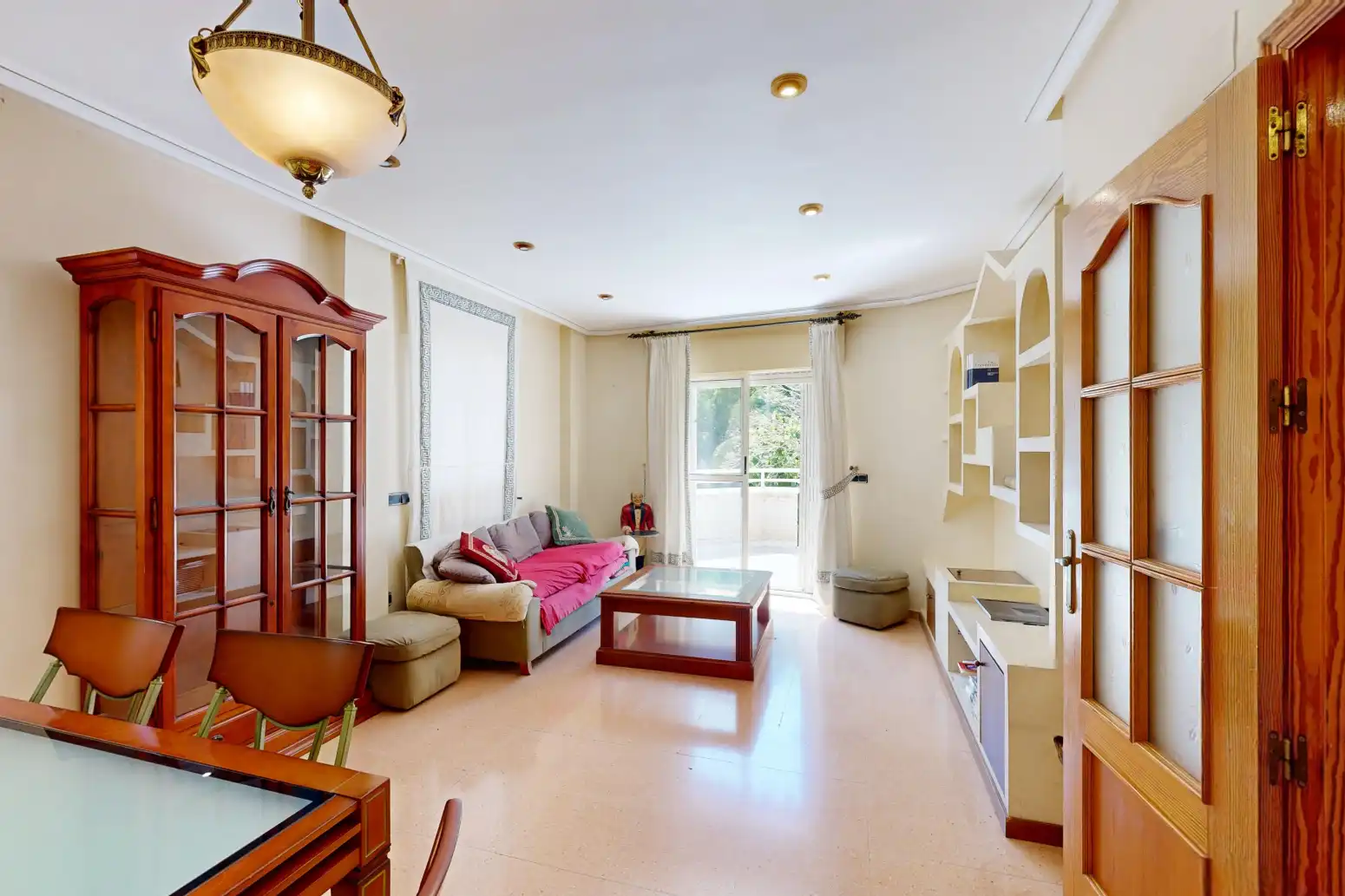 Wohnzimmer von Einfamilien-Reihenhaus zum Verkauf in Murcia mit Klimaanlage, Heizung und Terrasse