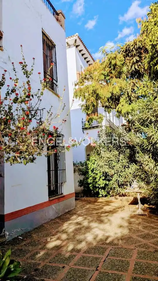 Vista exterior de Casa o chalet en venta en  Sevilla Capital con Calefacción, Jardín privado y Terraza