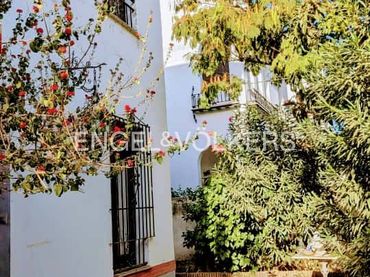 Casa amb jardí en venda a Bellavista - La Palmera