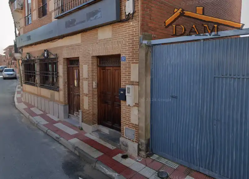 Vista exterior de Local en venda en Portillo de Toledo