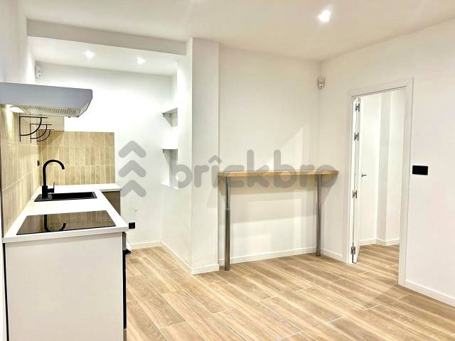 Local comercial en Venta en Carrer de Martí en Vila de Gràcia