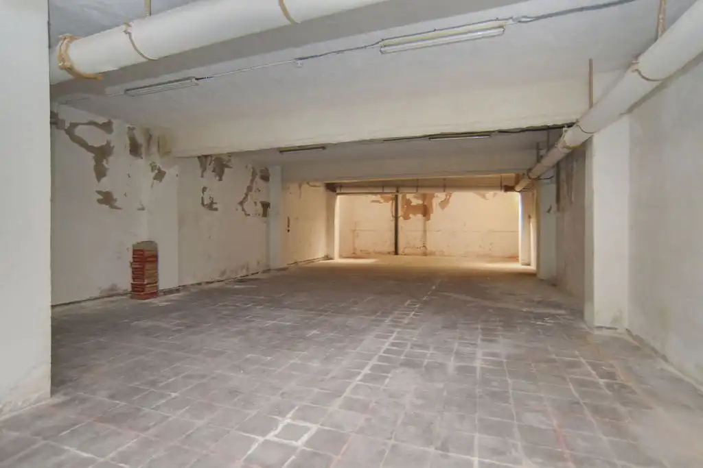 Local comercial en venta en PAU CLARIS, imagen 17
