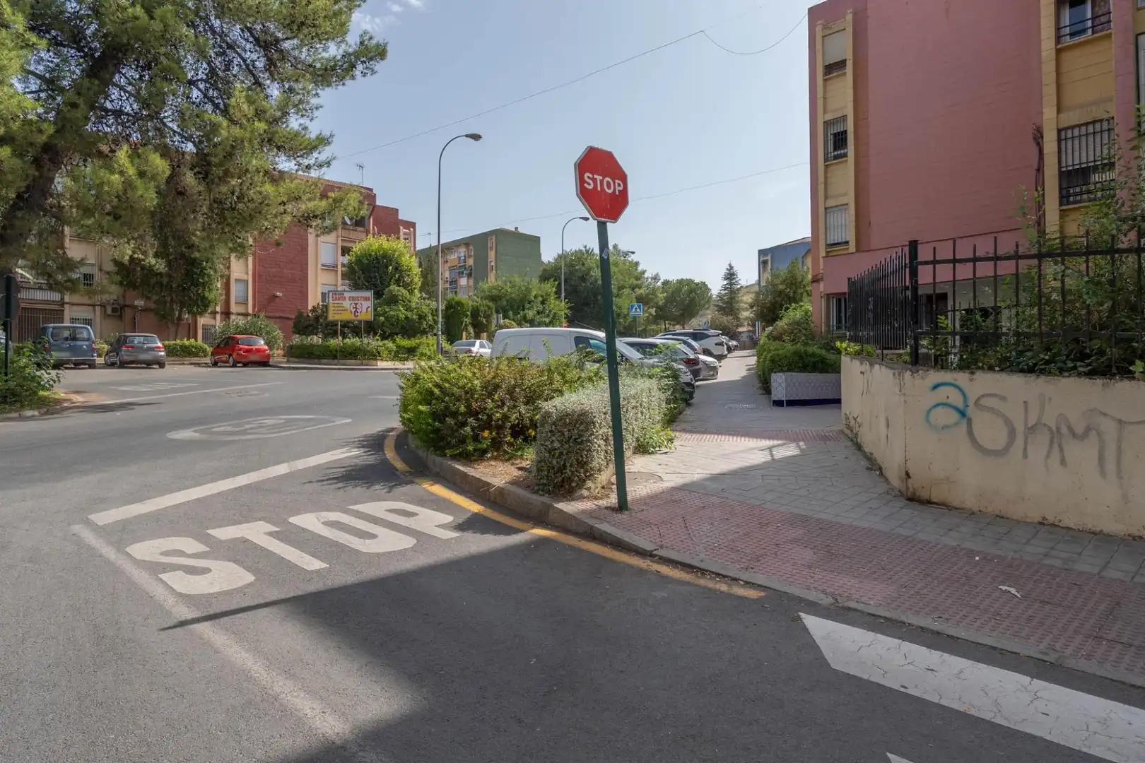 Exterior view of Flat for sale in Granada  with Air Conditioner, Heating and Furnished