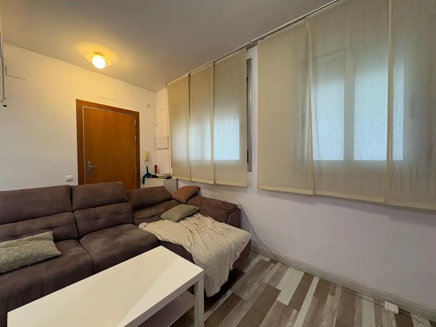 Sala d'estar de Planta baixa en venda en Barcelona amb Aire condicionat, Calefacció i Parquet