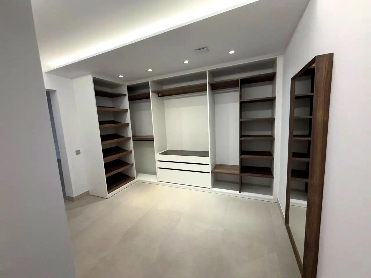 Habitación de Piso de alquiler en San Bartolomé de Tirajana con Aire acondicionado, Terraza y Internet