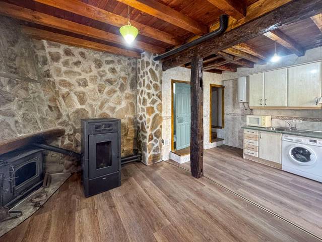 Casa-chalet en Venta en Calle Mayor en Horcajo de la Sierra