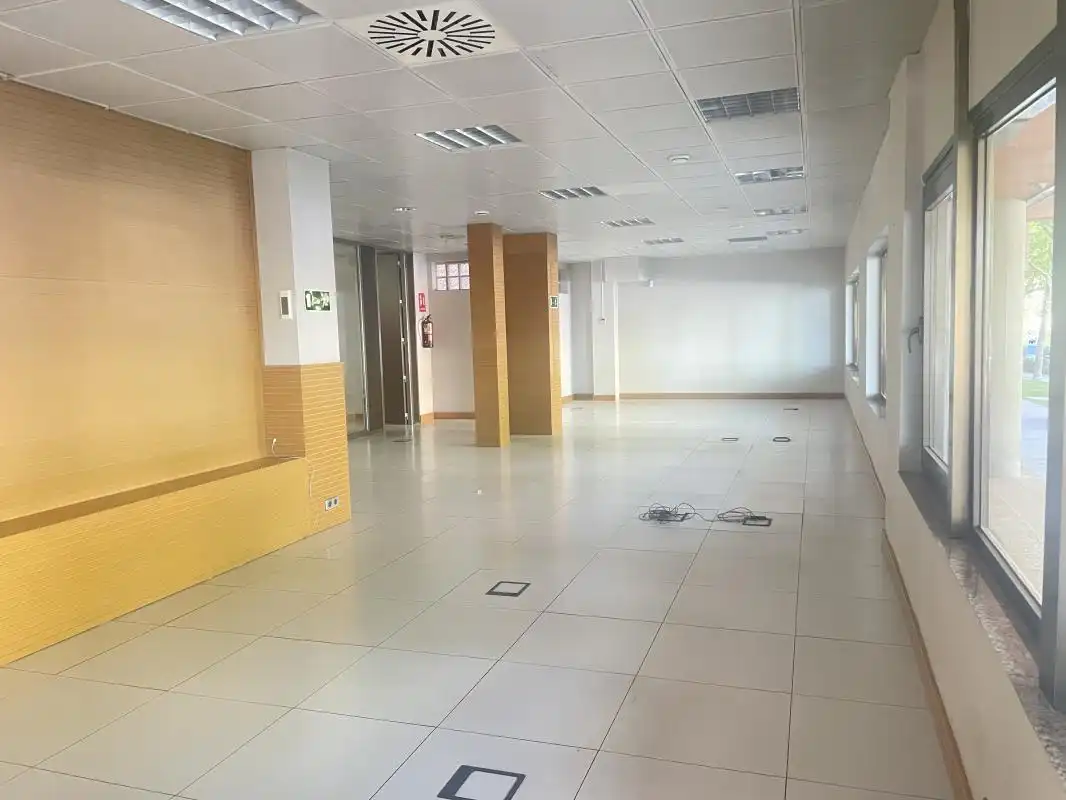 Local de lloguer en Pozuelo de Alarcón amb Calefacció