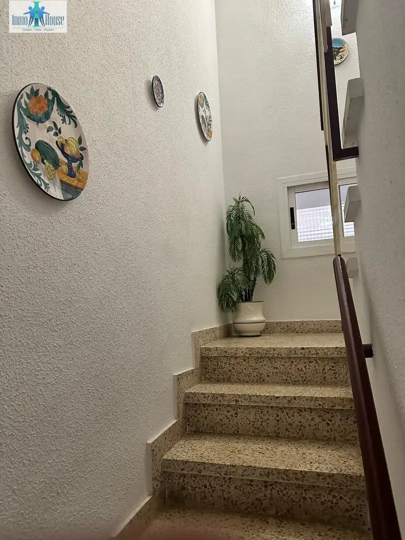 Casa adosada en venda en Albacete amb Calefacció, Jardí privat i Terrassa