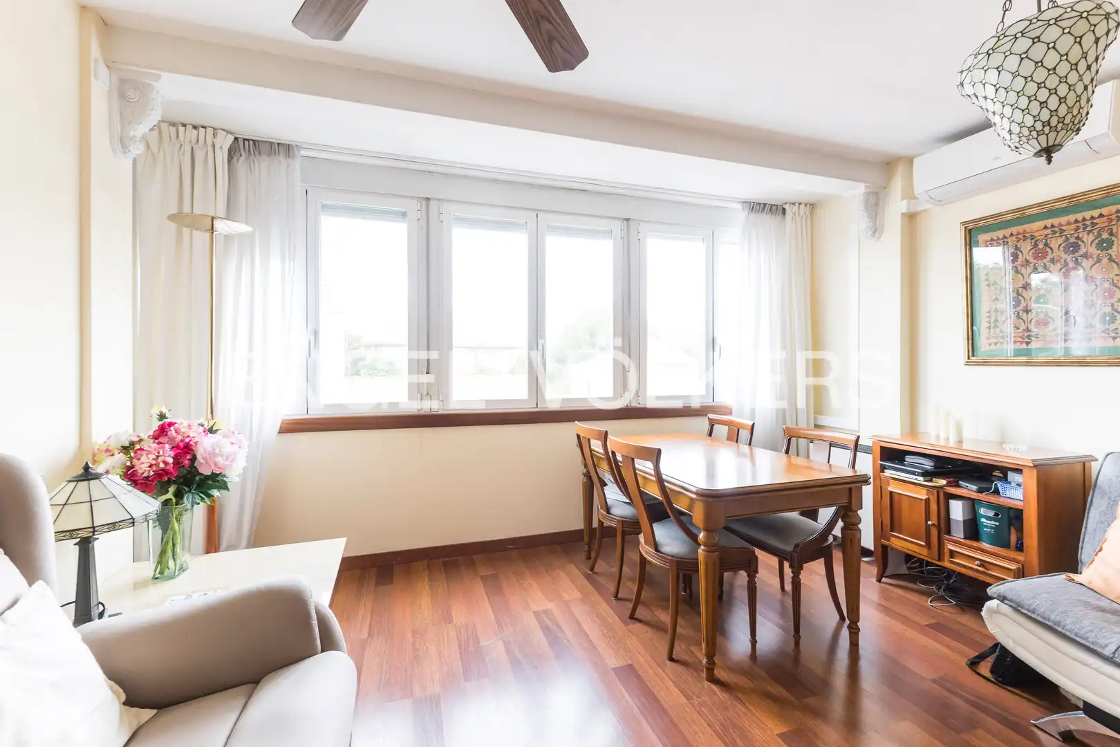 Vista exterior de Piso en venta en Madrid con Aire acondicionado, Calefacción y Parquet