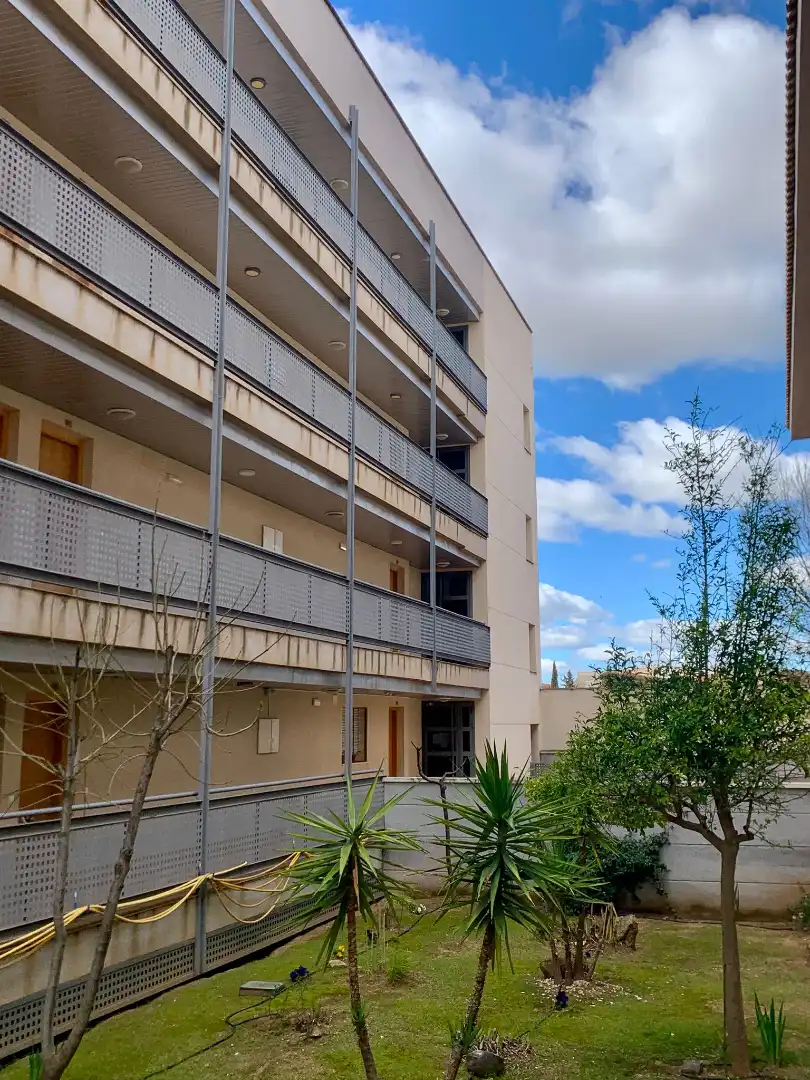 Vista exterior de Piso en venta en Pozuelo de Calatrava con Aire acondicionado, Calefacción y Amueblado